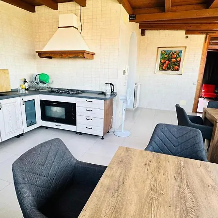 View ベッド・アンド・ブレックファスト 4*